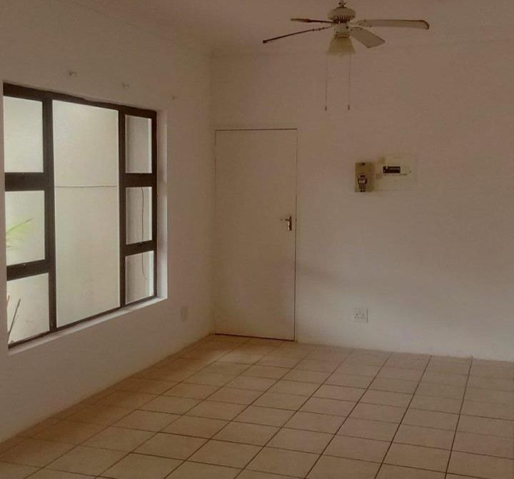 6 Bedroom Property for Sale in Kaysers Beach Eastern Cape